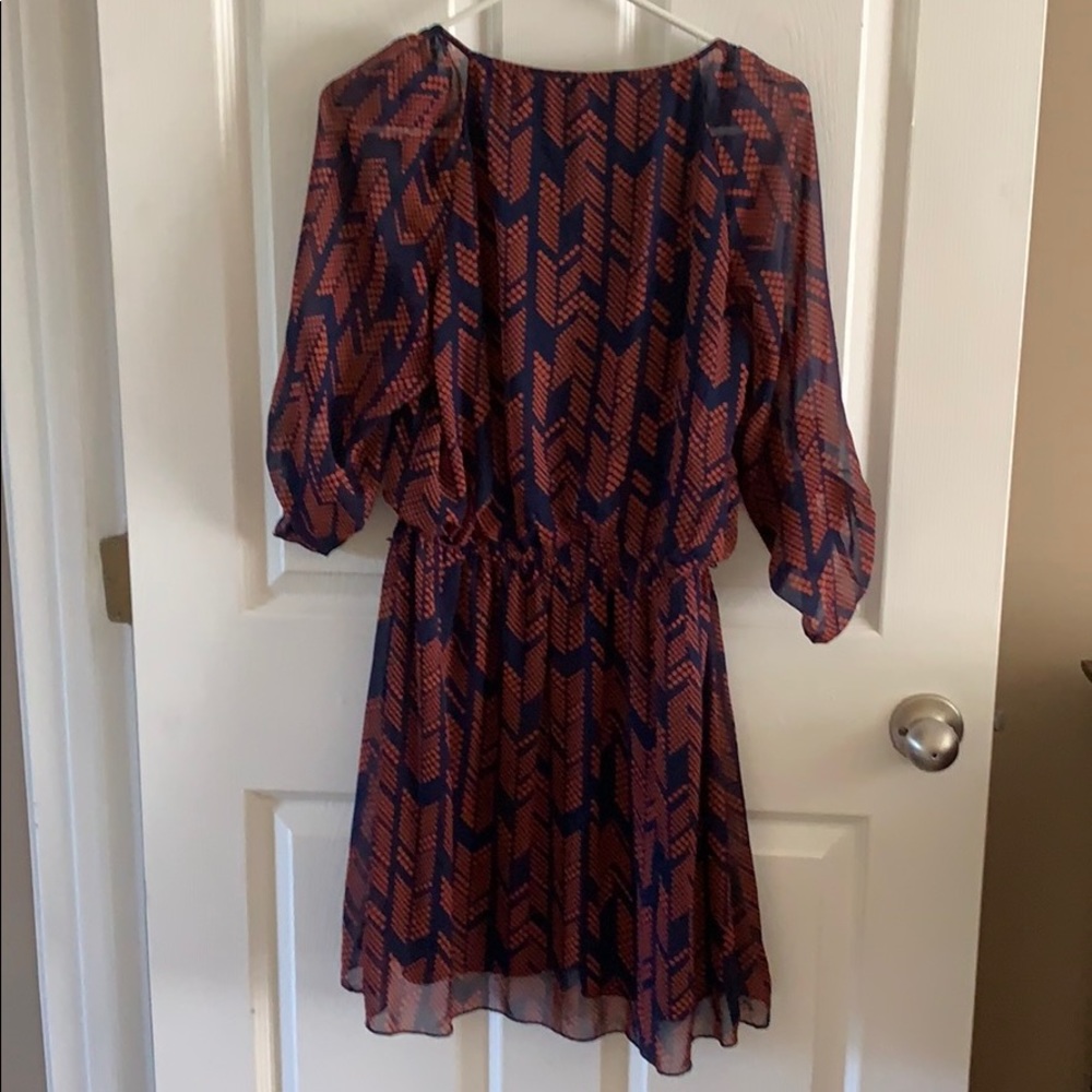 Dress - Picture 2 of 4